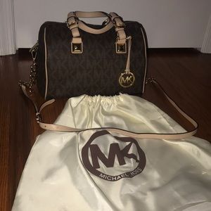Michale Kors purse